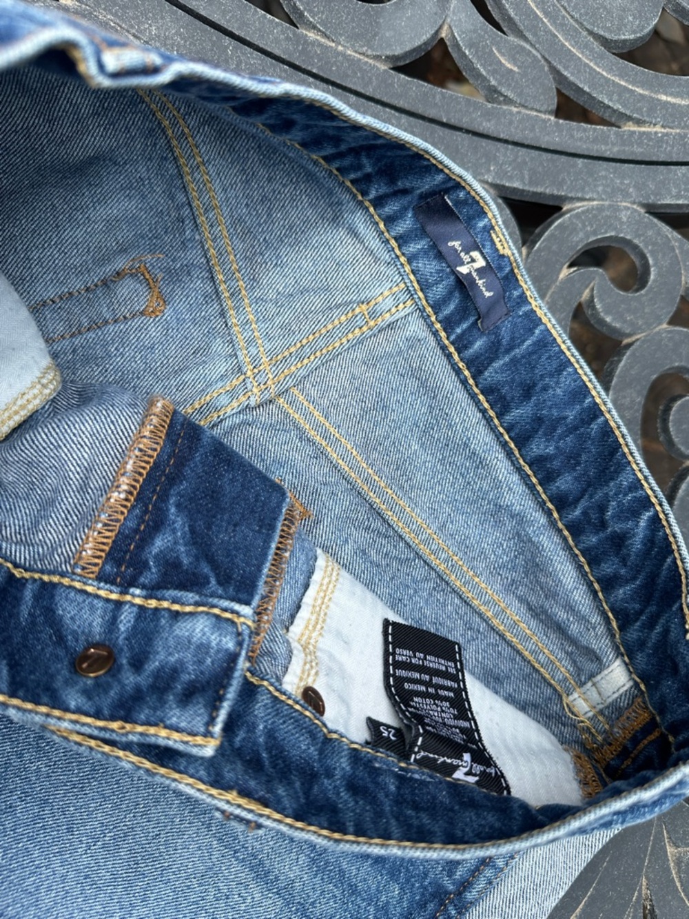 7 for all mankind jean shorts size 25 - Picture 6 of 8